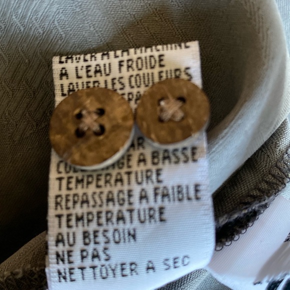 100% Silk Grey-on-Grey TOMMY BAHAMA Hawaiian Style Shirt Size XXL - Picture 13 of 13